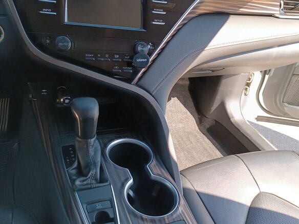 2020 Toyota Camry VIII (XV70), белый, 2499000 рублей - вид 31