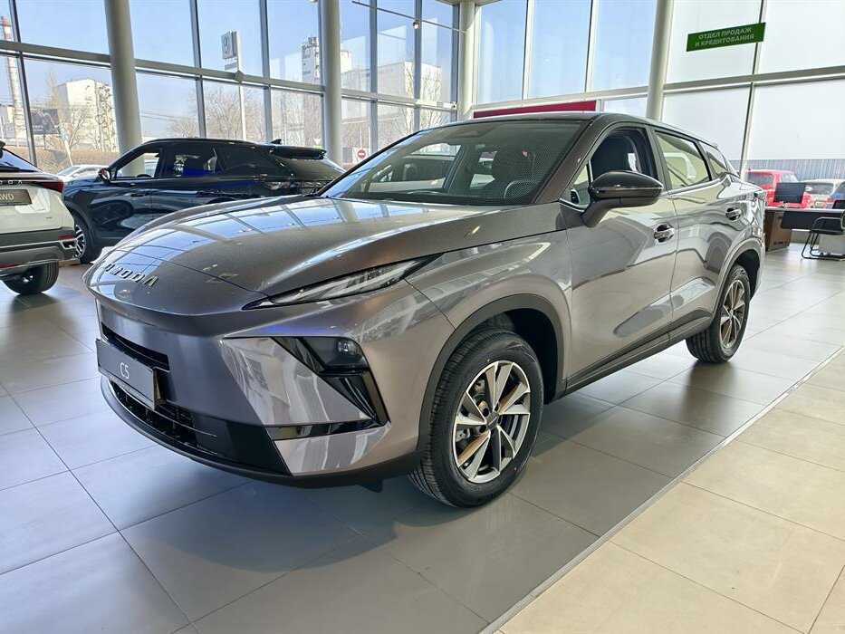 Открыть фотографии: Omoda C5 II