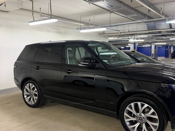 2018 Land Rover Range Rover IV Рестайлинг, чёрный - вид 2
