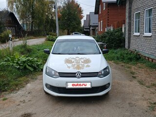 2015 Volkswagen Polo V, белый, 640000 рублей, вид 1