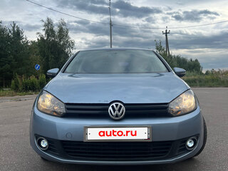 2011 Volkswagen Golf VI, серебристый, 630000 рублей, вид 2
