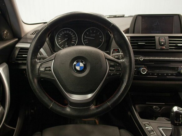 2012 BMW 1 серии 118i II (F20/F21), белый, 1295000 рублей - вид 21