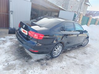 2013 Volkswagen Jetta VI, чёрный, 900000 рублей, вид 3