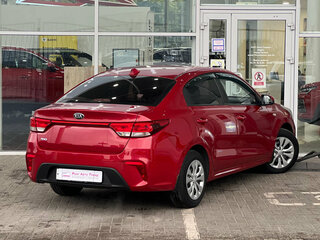 2018 Kia Rio IV, красный, 1179000 рублей, вид 2