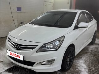 2015 Hyundai Solaris I Рестайлинг, белый, 820000 рублей, вид 2