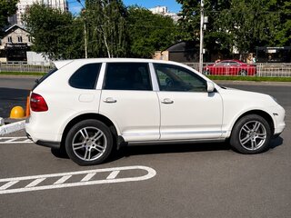2008 Porsche Cayenne S I Рестайлинг (957), белый, 1250000 рублей, вид 2
