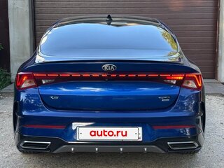 2021 Kia K5 III, синий, 2170000 рублей, вид 4