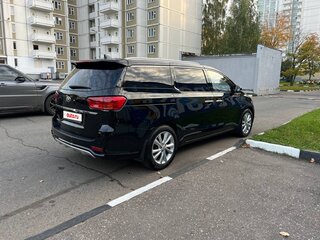 2018 Kia Carnival III, чёрный, 2800000 рублей, вид 4