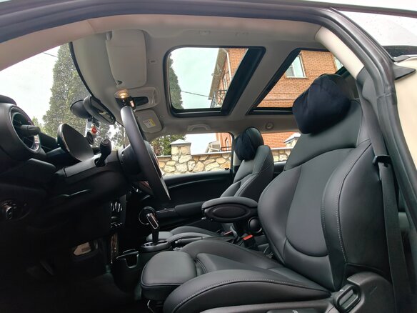 2020 Mini Hatch Cooper III (F55/F56) Рестайлинг, бежевый, 2350000 рублей - вид 14