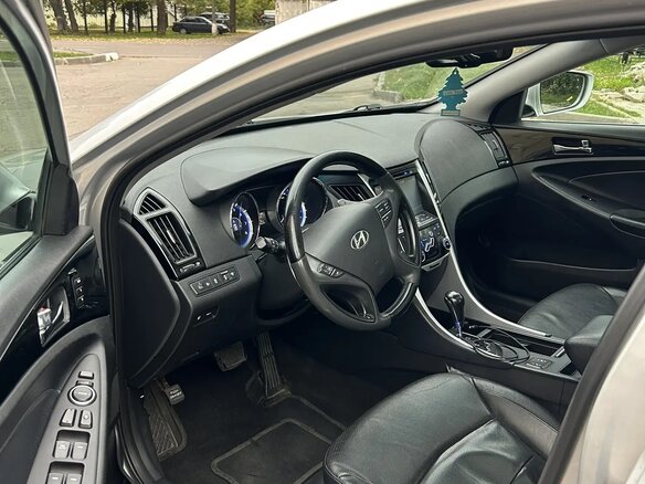 2011 Hyundai Sonata VI (YF), серебристый - вид 7