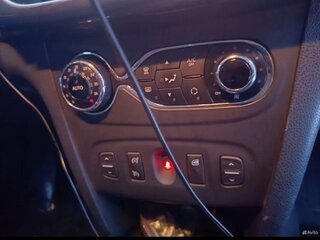 2016 Renault Sandero Stepway II, зелёный, 630000 рублей, вид 4