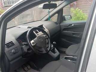 2008 Opel Zafira B Рестайлинг, коричневый, 500000 рублей, вид 5