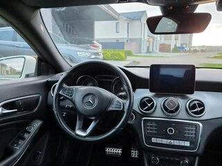 2016 Mercedes-Benz CLA 200 I (C117, X117) Рестайлинг, белый, 1900000 рублей, вид 2