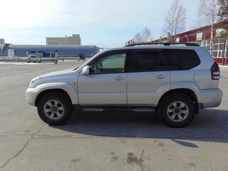 2007 Toyota Land Cruiser Prado 5-speed 120 Series Рестайлинг, серебристый, 1457900 рублей, вид 4