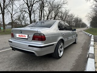 2001 BMW 5 серии 520i IV (E39) Рестайлинг, серебристый, 620000 рублей, вид 5