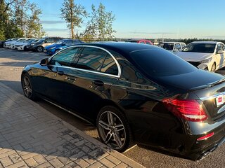 2018 Mercedes-Benz E-Класс 200 V (W213, S213, C238), чёрный, 3500000 рублей, вид 4