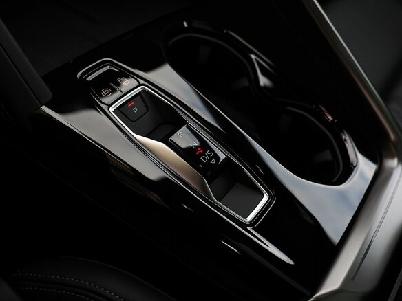 2026 Audi Q5 L III (GU), серый, 6300000 рублей - вид 29