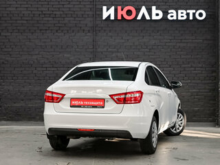 2017 Lada (ВАЗ) Vesta I, белый, 680000 рублей, вид 4