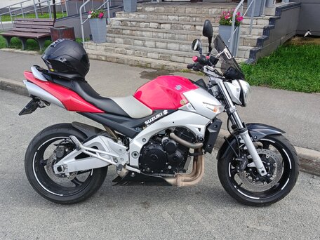 2006 Suzuki GSR 600, красный, 400000 рублей, вид 1