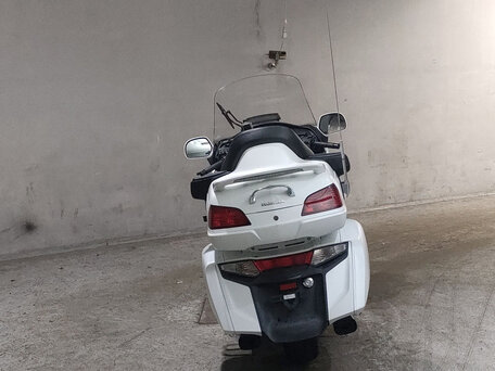 2012 Honda GL 1800 Gold Wing, белый, 1250000 рублей, вид 4