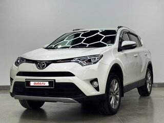 2017 Toyota RAV4 IV (XA40) Рестайлинг, белый, 2350000 рублей, вид 1