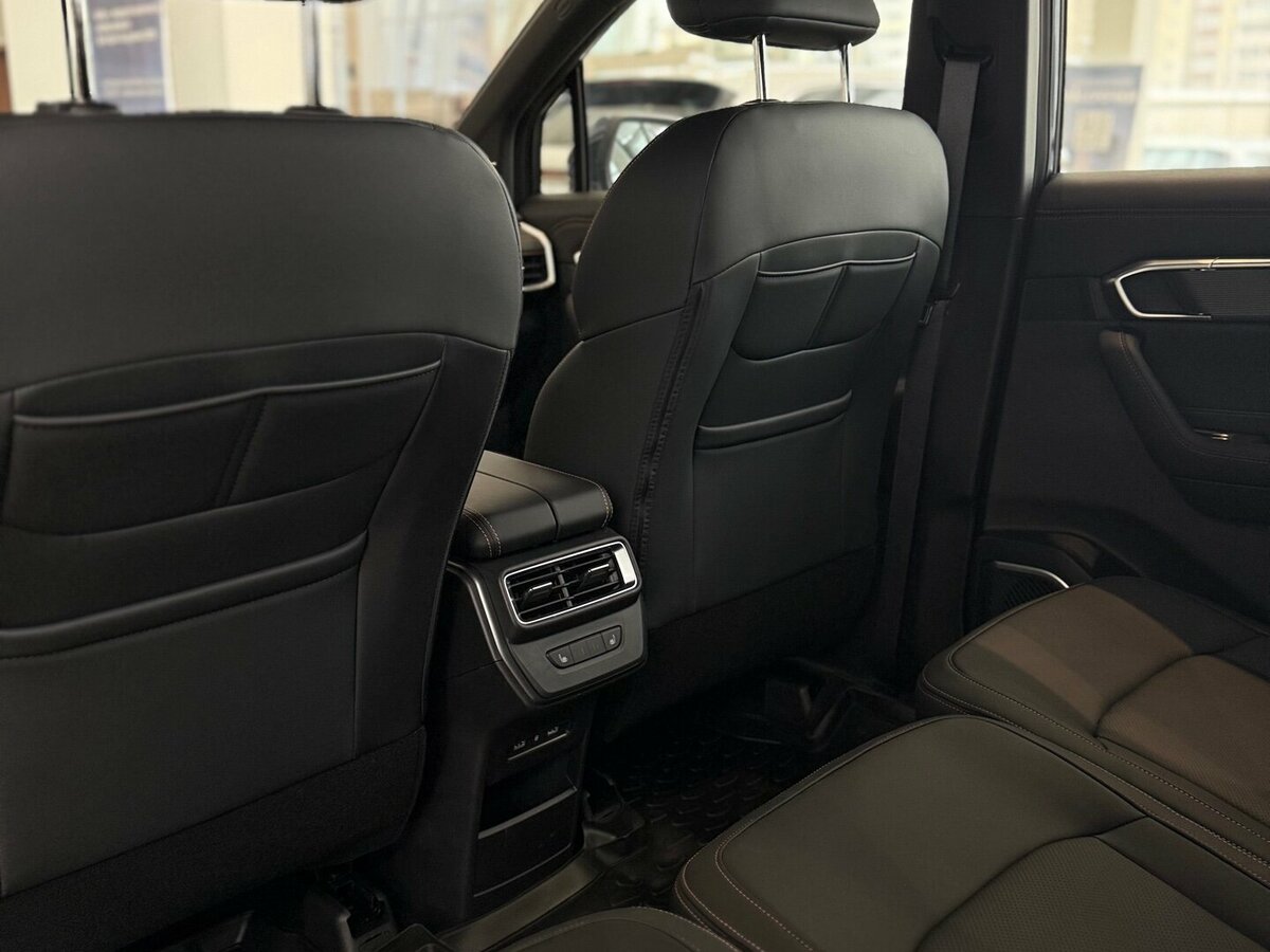 Открыть фотографии: Geely Okavango I Рестайлинг