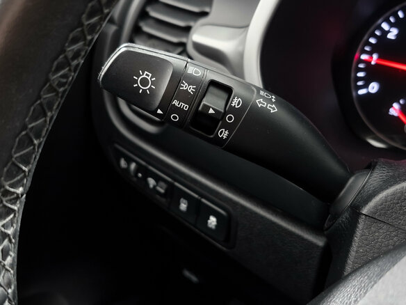 2021 Kia Rio X IV Рестайлинг, белый, 1889000 рублей - вид 20
