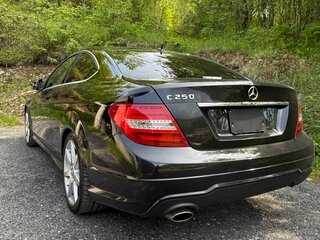 2012 Mercedes-Benz C-Класс 180 III (W204) Рестайлинг, чёрный, 1800000 рублей, вид 5