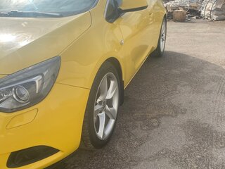 2012 Opel Astra GTC J Рестайлинг, жёлтый, 800000 рублей, вид 5