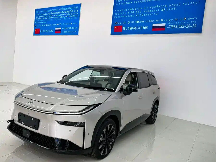 Открыть фотографии: Toyota bZ3X