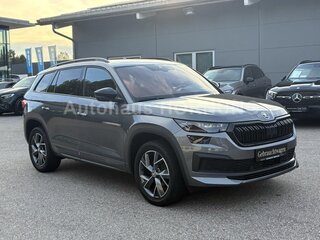2022 Skoda Kodiaq I Рестайлинг, синий, 3650004 рублей, вид 2