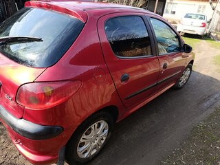 2007 Peugeot 206, красный, 220000 рублей, вид 4