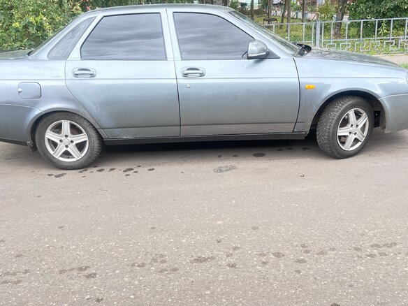 2011 Lada (ВАЗ) Priora I, серый, 235000 рублей - вид 3