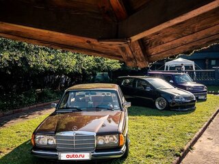 1982 Mercedes-Benz W123 230, коричневый, 1949999 рублей, вид 2