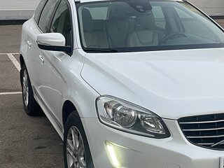 2015 Volvo XC60 I Рестайлинг, белый, 2600000 рублей, вид 3