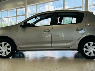 2018 Renault Sandero II, бежевый, 870000 рублей, вид 4