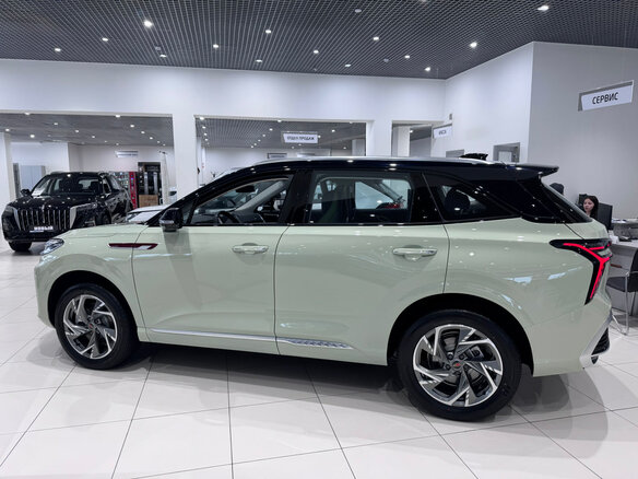 2026 Hongqi HS3, зелёный, 4610000 рублей - вид 5
