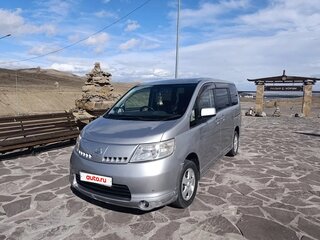 2006 Nissan Serena III (C25), серый, 900000 рублей, вид 1