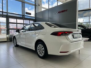 2020 Toyota Corolla XII (E210), белый, 1799000 рублей, вид 5