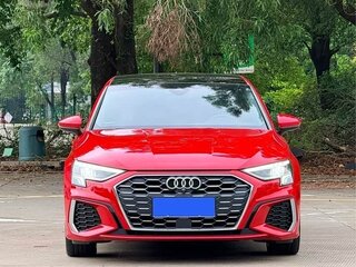 2021 Audi A3 Sportback 35 TFSI IV (8Y), красный, 1590777 рублей, вид 3
