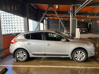 2011 Renault Megane III, серебристый, 700000 рублей, вид 4