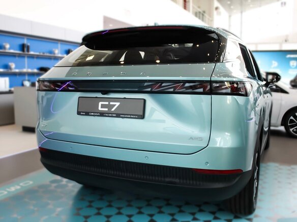 2026 Omoda C7, зелёный - вид 32
