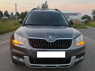 2015 Skoda Yeti I Рестайлинг, серый, 908000 рублей, вид 5