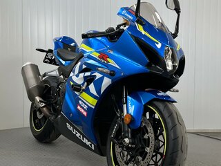 2017 Suzuki GSX-R 1000, синий, 1279000 рублей, вид 3