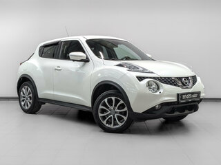 2017 Nissan Juke I Рестайлинг, белый, 1525000 рублей, вид 3