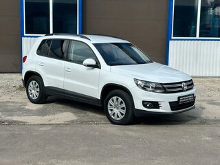 2016 Volkswagen Tiguan I Рестайлинг, белый, 1520000 рублей, вид 3