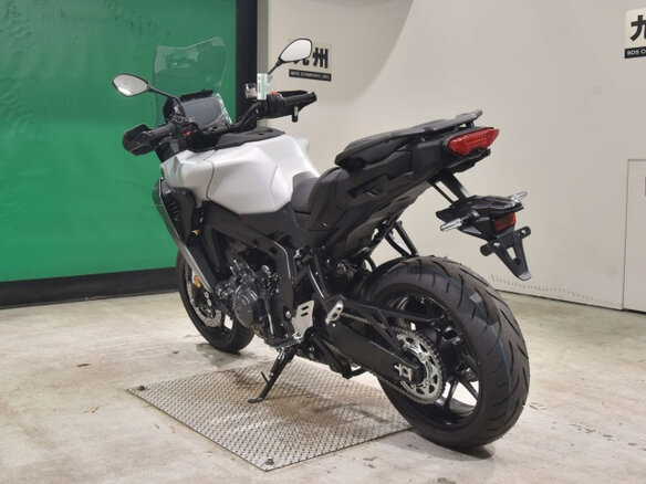 2026 Yamaha Tracer 9, серый, 1600000 рублей - вид 5