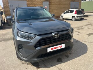 2019 Toyota RAV4 V (XA50), серый, 2825000 рублей, вид 1