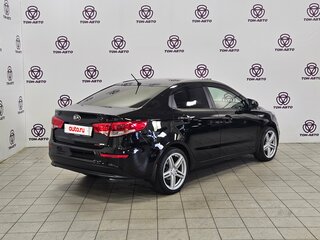 2016 Kia Rio III Рестайлинг, чёрный, 1075000 рублей, вид 5
