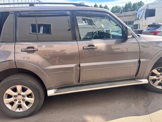 2014 Mitsubishi Pajero IV Рестайлинг 1, коричневый, 2350000 рублей, вид 3